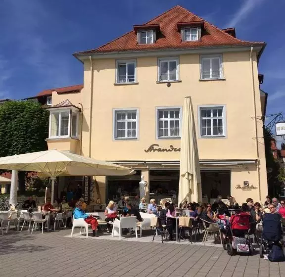 Hotelli Strandcafé Dischinger