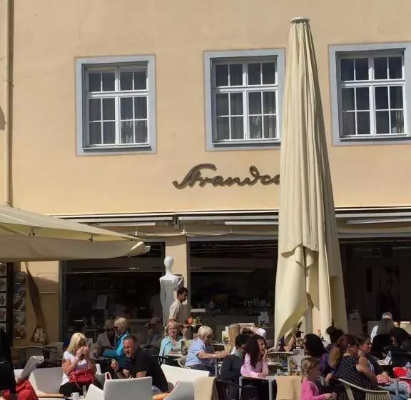 Hotelli Strandcafé Dischinger