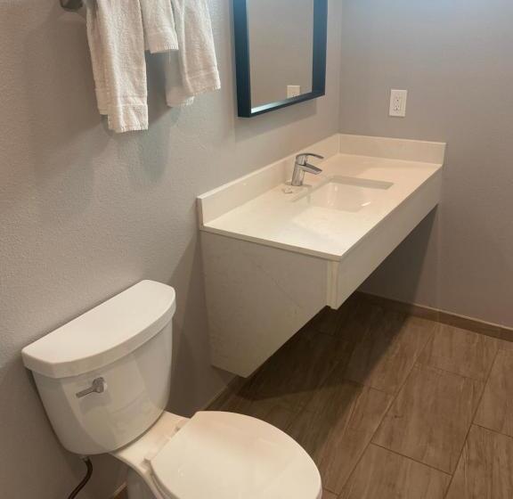 فندق على الطريق Sun Valley Inn