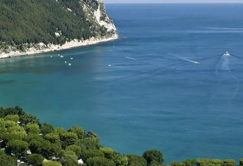 Peaceful Cottage In Pergola With Private Terrace