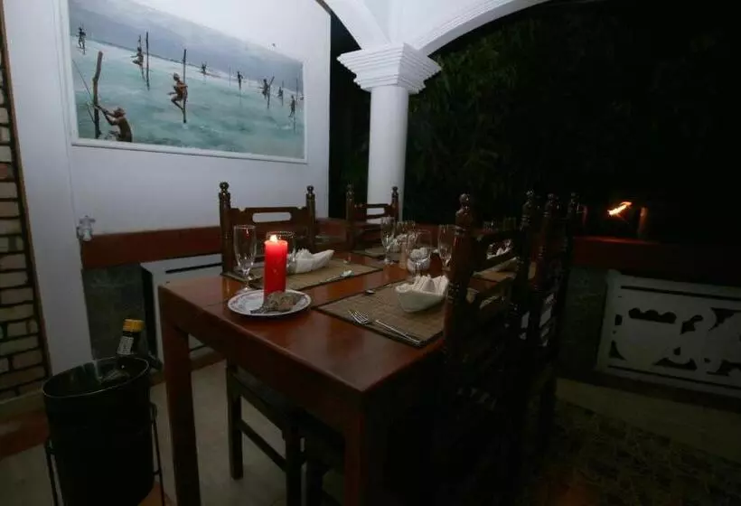 ペンション Anjana Villa