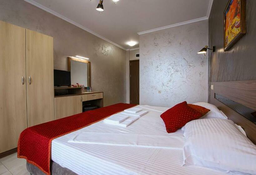 Пансион Guesthouse Phoenix