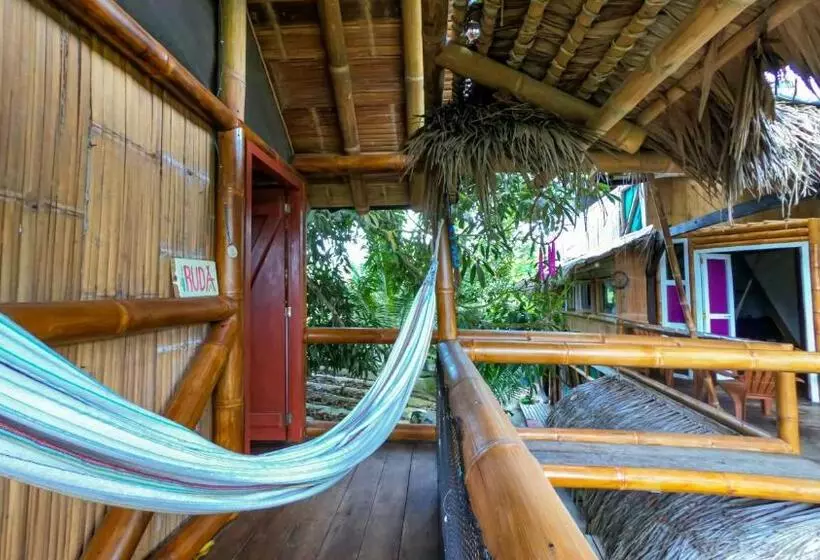 Majatalo Raices Mompiche