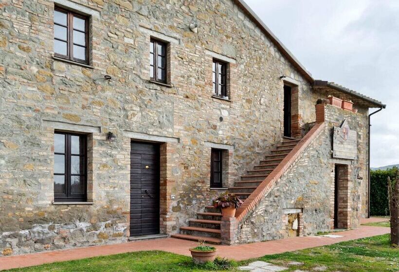 Vintage Apartment In Magione With Swimming Pool