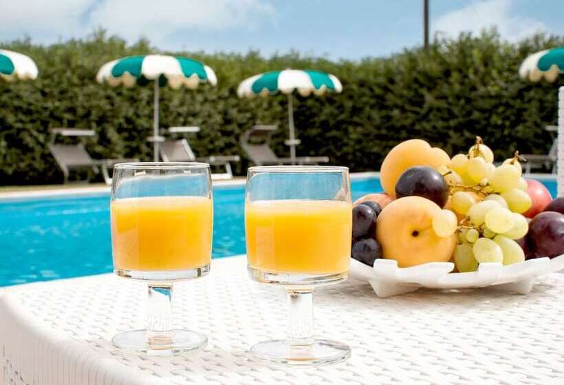 Vintage Apartment In Magione With Swimming Pool