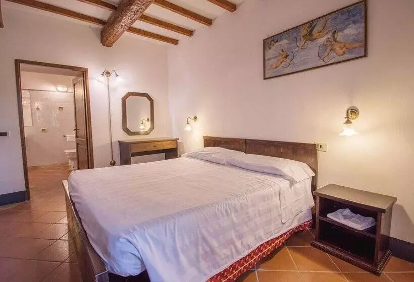 Vintage Apartment In Magione With Swimming Pool