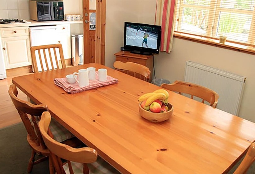 تختخواب و صبحانه Westacre Lodge Self Catering Chalet