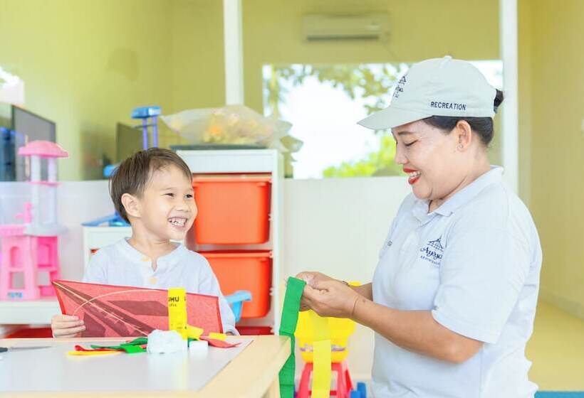 فندق The Ayodya Palace