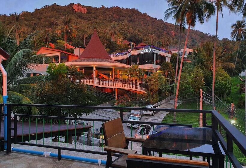 Pensió Life Kohtao Resort