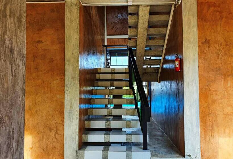 Pensió Life Kohtao Resort