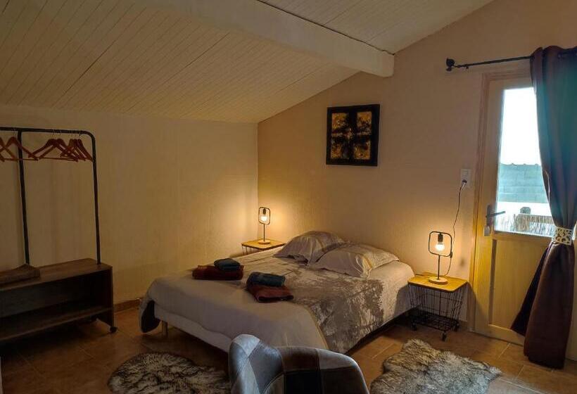 مبيت وإفطار õ 2040 Chambre Marmotte