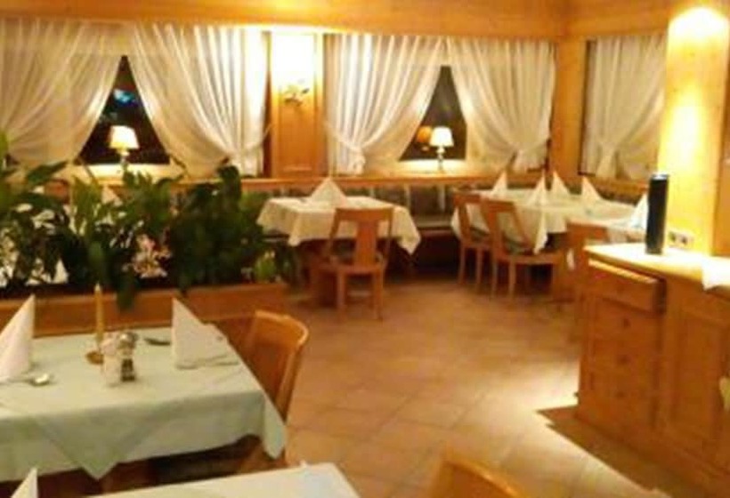 هتل Hôtel Restaurant Baumgartner