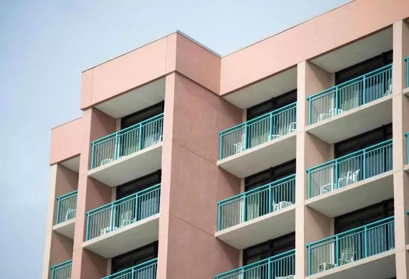 هتل Sand Castle Resort By Patton Hospitality