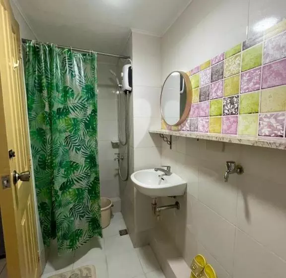 ホテル Szedeli Condo Unit Rental 3