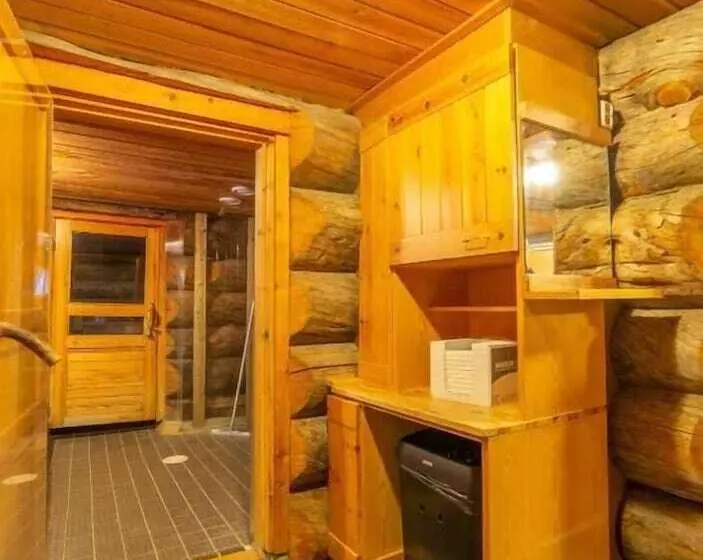 Kuukkeli Apartments Tokka