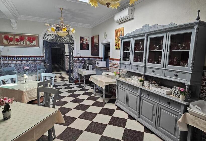 פנסיון Hostal Sevillana Costa