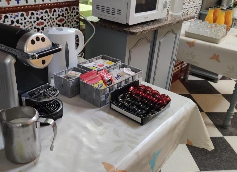 פנסיון Hostal Sevillana Costa