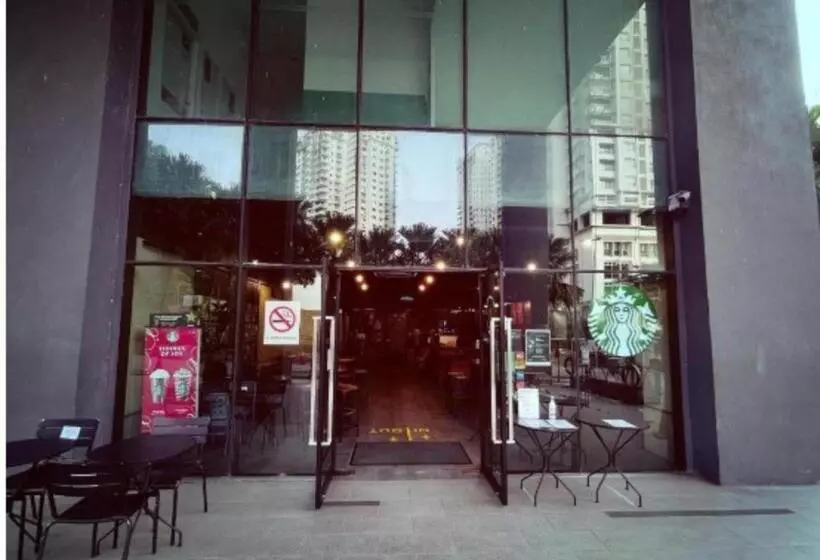 Q Stay At Hotel Damansara
