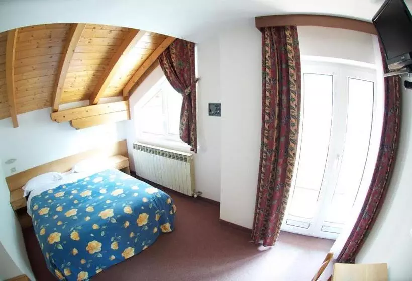 Hotel Albergo Sciatori