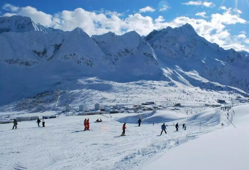 Hotel Albergo Sciatori