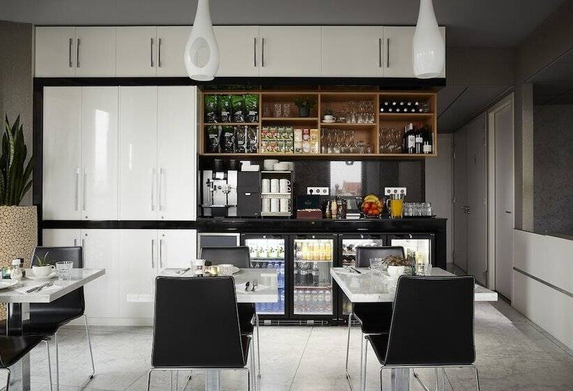 בית מלון כפרי Amadi Park