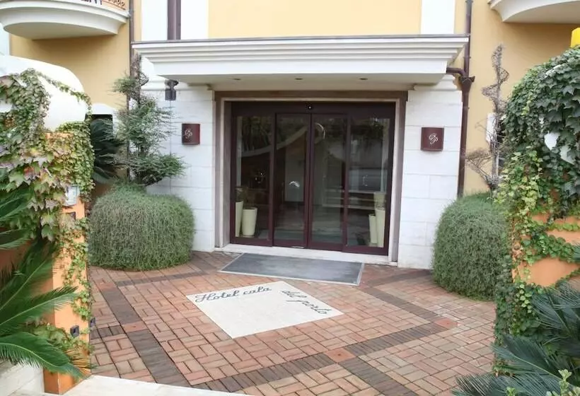 هتل Cala Del Porto