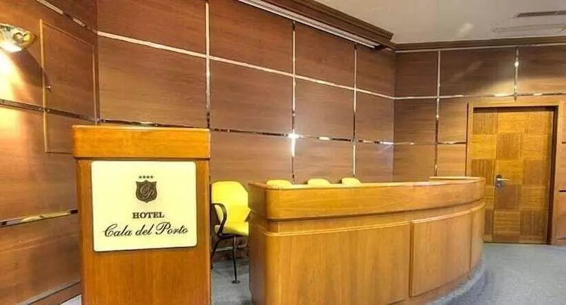 هتل Cala Del Porto