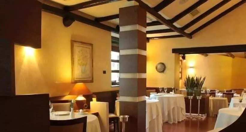 هتل Cala Del Porto