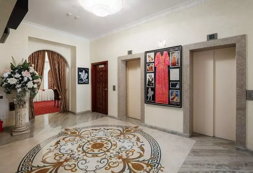 Boutique Hotel California