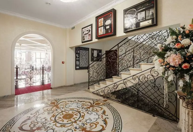 Boutique Hotel California