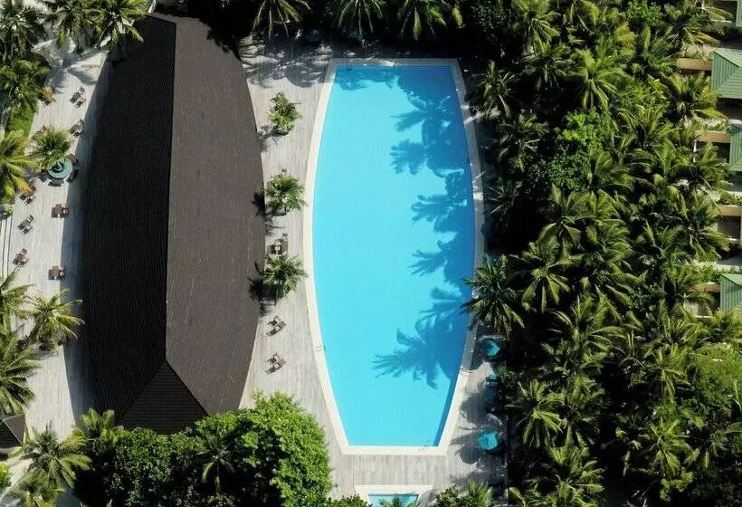 هتل Canareef Resort Maldives
