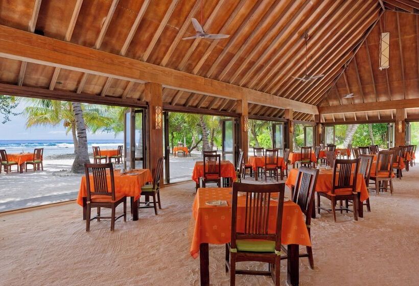 هتل Canareef Resort Maldives