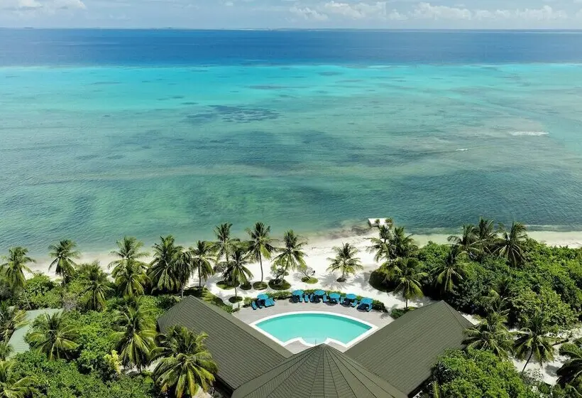 هتل Canareef Resort Maldives