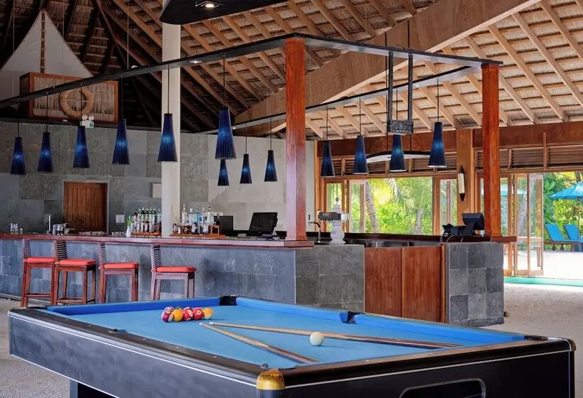 هتل Canareef Resort Maldives