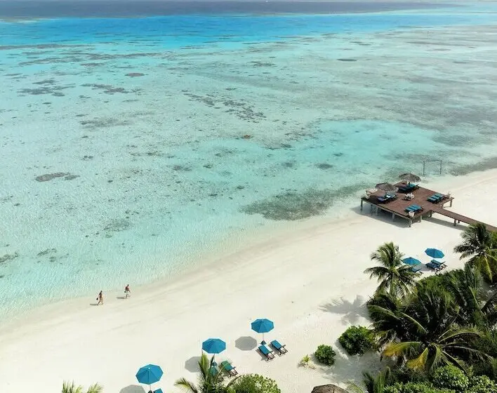 هتل Canareef Resort Maldives