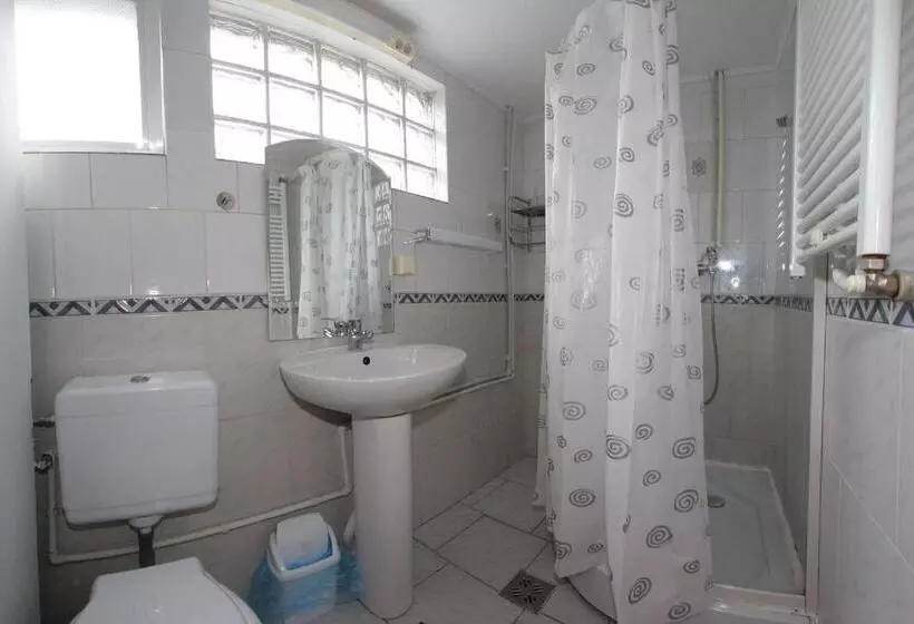 هتل Cazare Casa Cristina