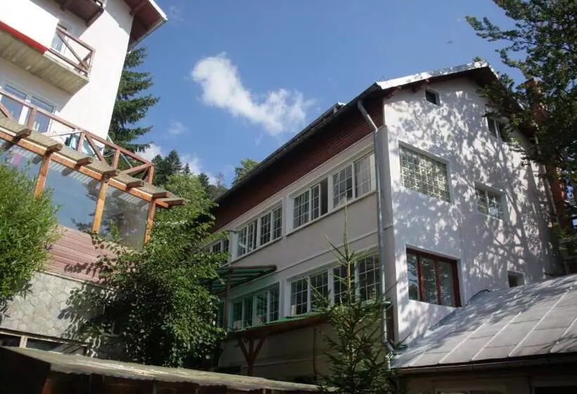 هتل Cazare Casa Cristina