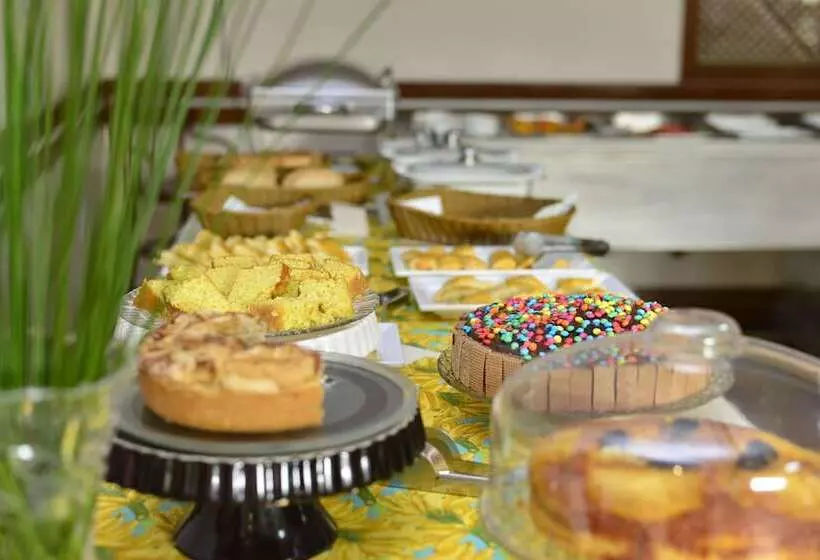 هتل Champagnat Praia