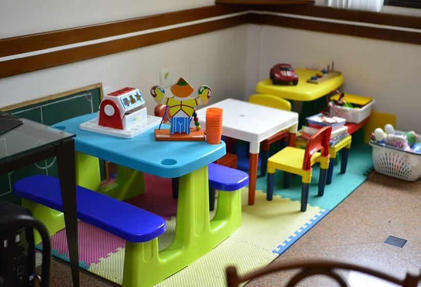 هتل Champagnat Praia