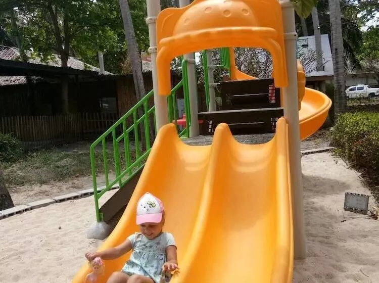 Hotel Astrococo Beach Resort By Coconut Beach