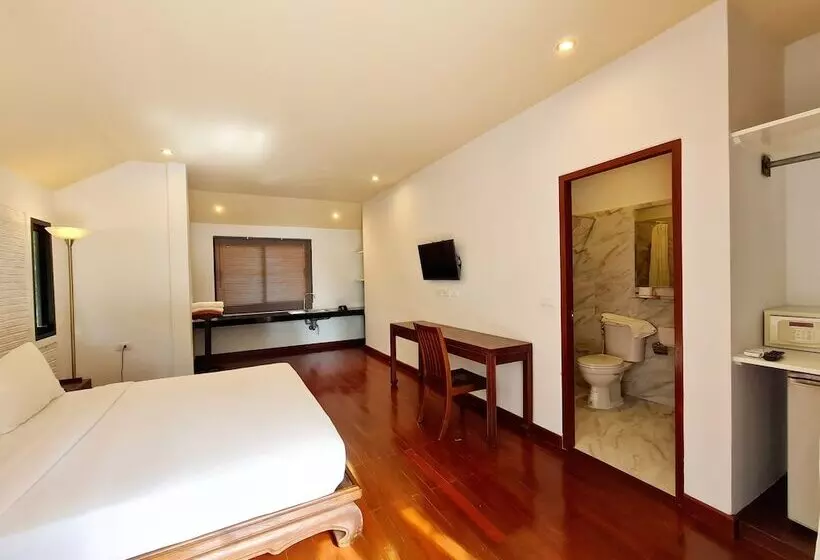 Hotel Astrococo Beach Resort By Coconut Beach