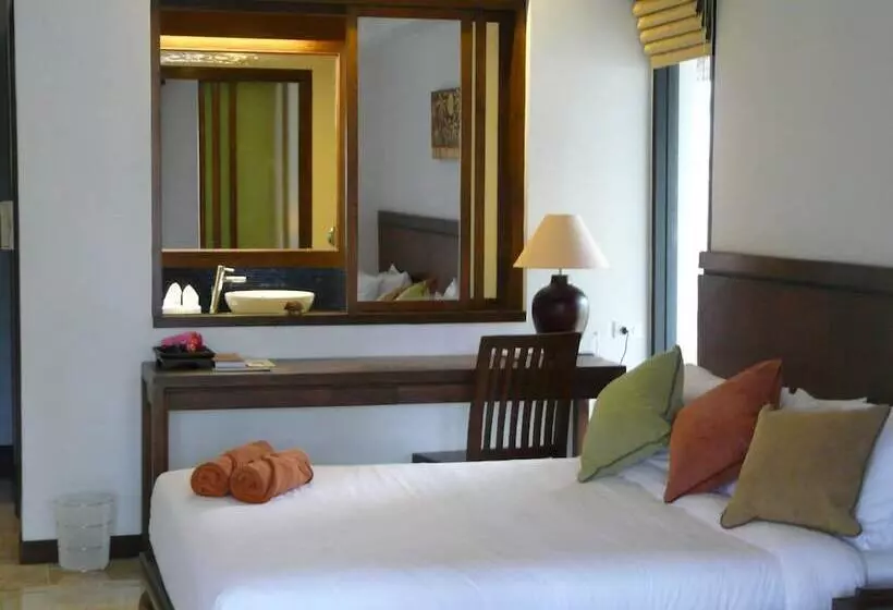 Hotel Astrococo Beach Resort By Coconut Beach