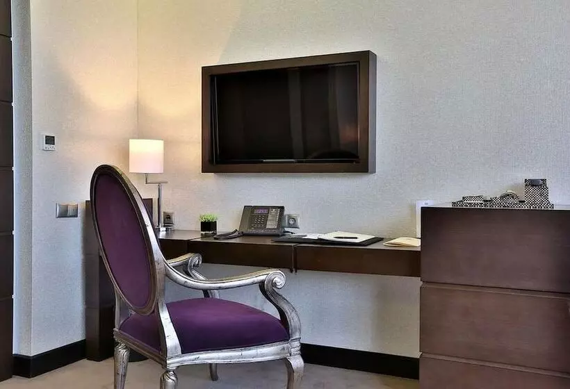 هتل Donatello Boutique