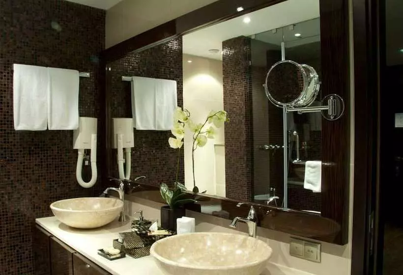 هتل Donatello Boutique