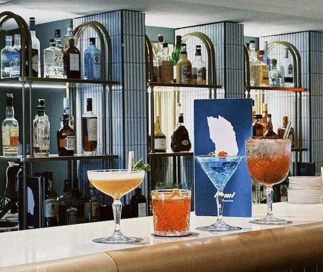 호텔 Valaisia Crans Montana