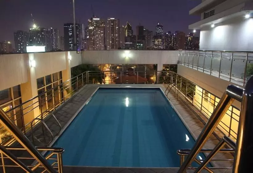 Отель Herald Suites Solana