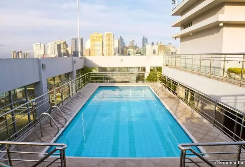 Отель Herald Suites Solana