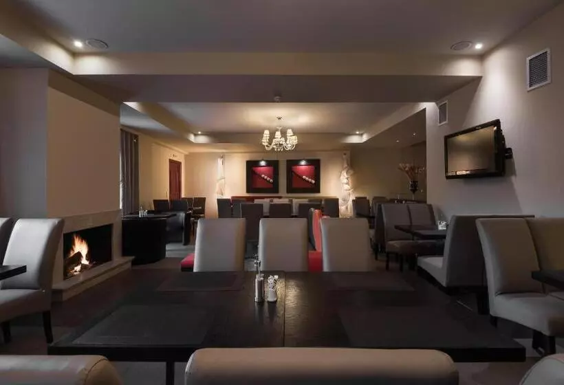 Отель Lagadia 4 Seasons