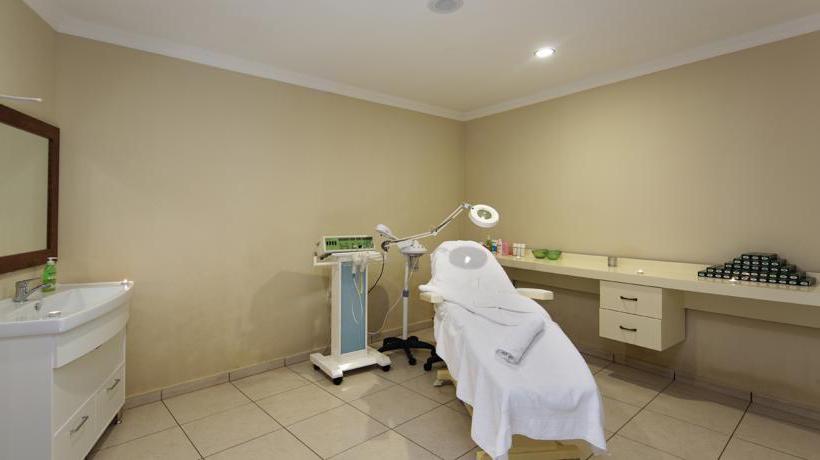 בית מלון כפרי Larissa Beach Club