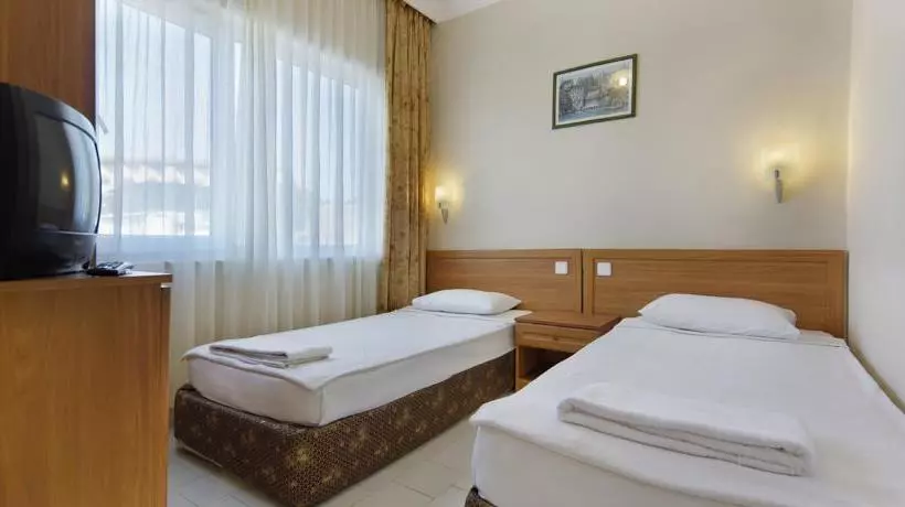 Hotel Larissa Beach Club